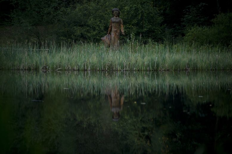 GrimmHeimat NordHessen -  Hoher Meißner – Frau Holle Teich